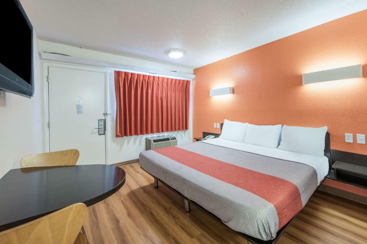 6-columbus, Oh - Hotel