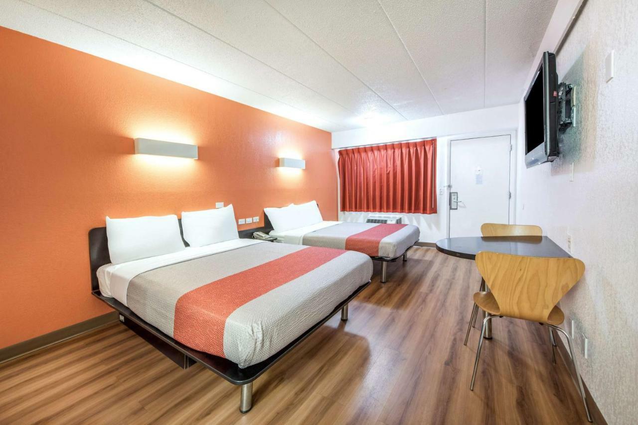6-columbus, Oh - Hotel 2*